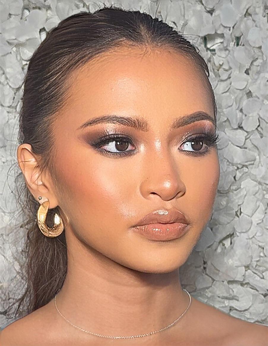 Smokey Glam